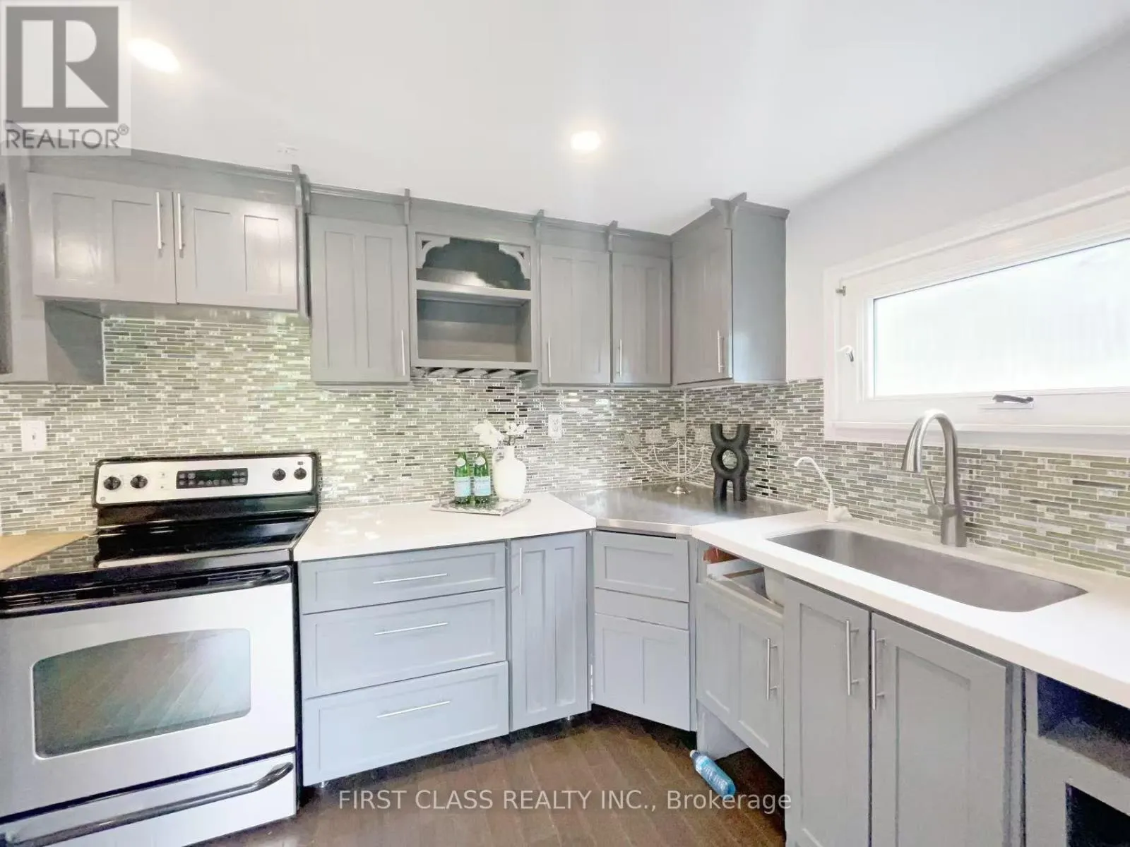 120 SUNSET BEACH ROAD