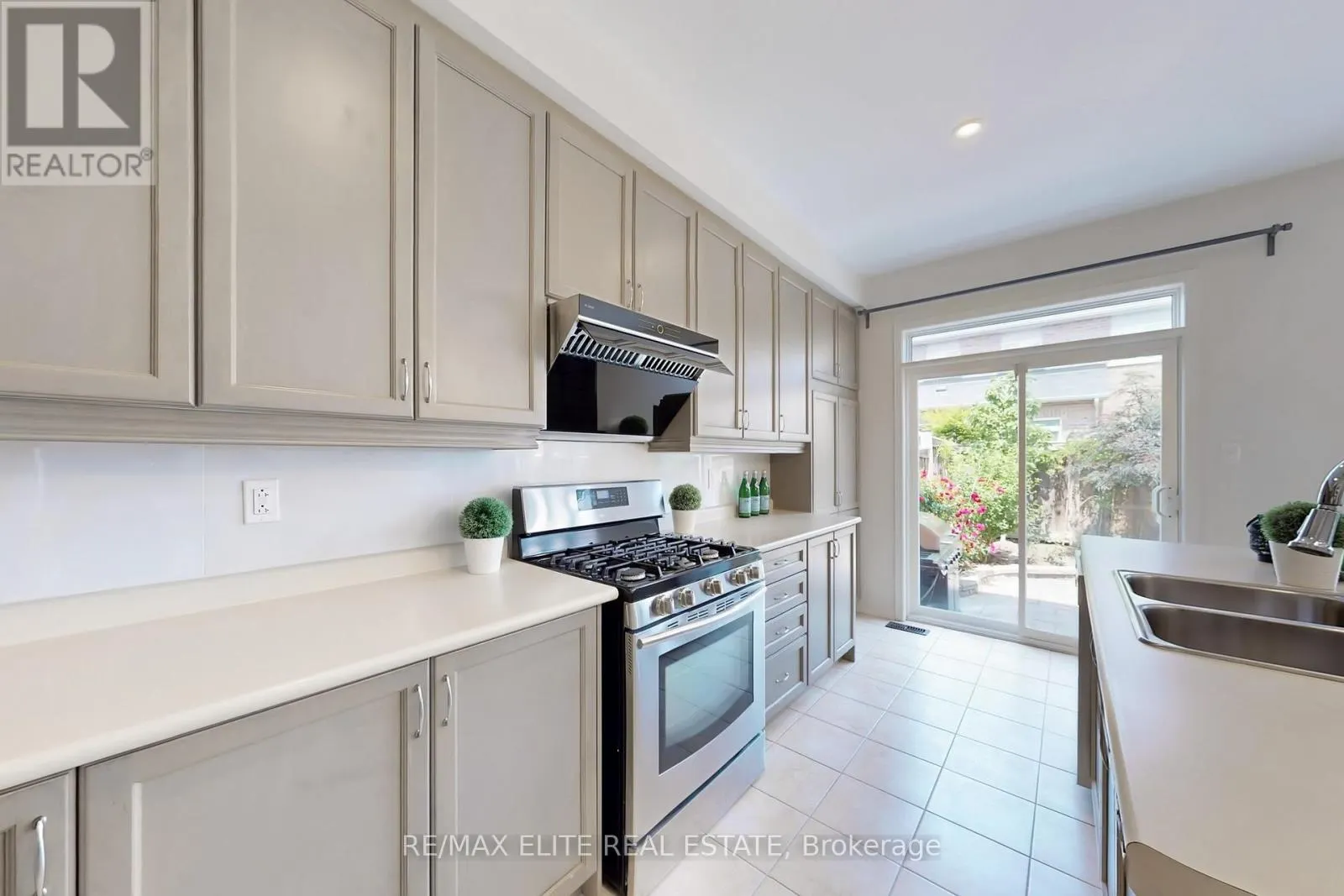 1217 MCCRON CRESCENT