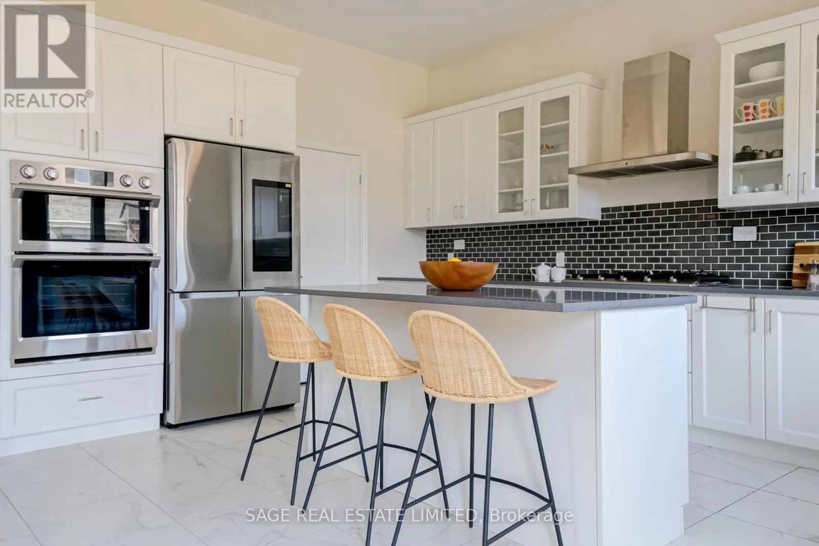 3 JOINER CIRCLE