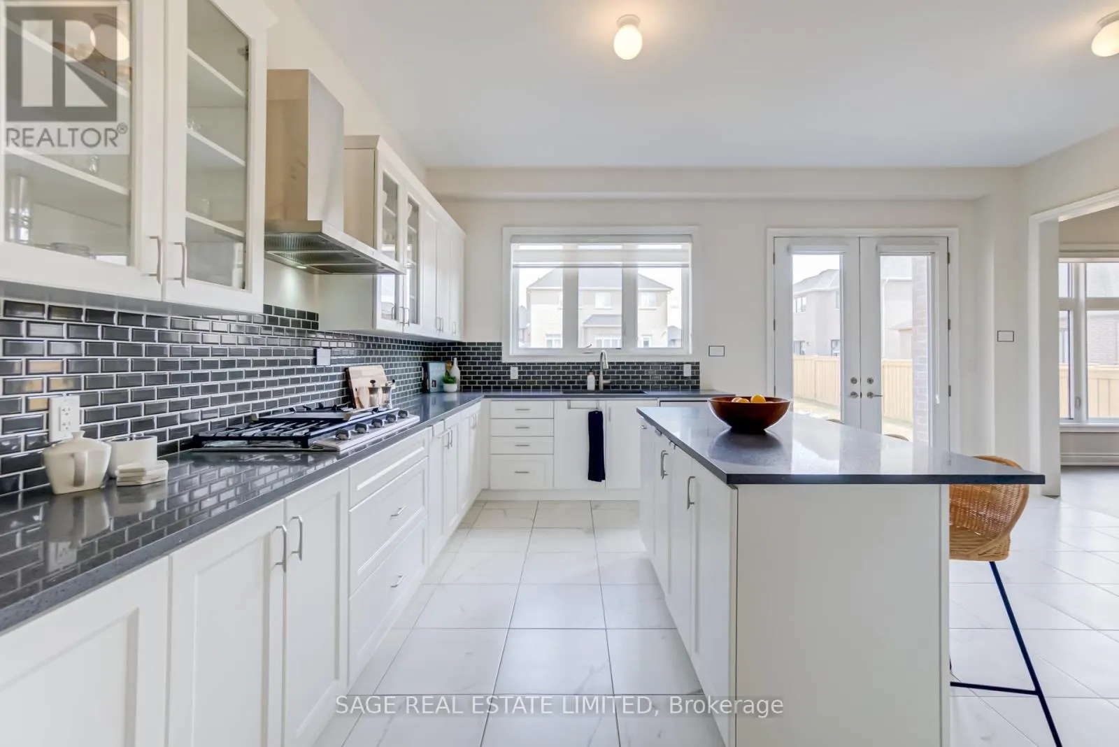 3 JOINER CIRCLE