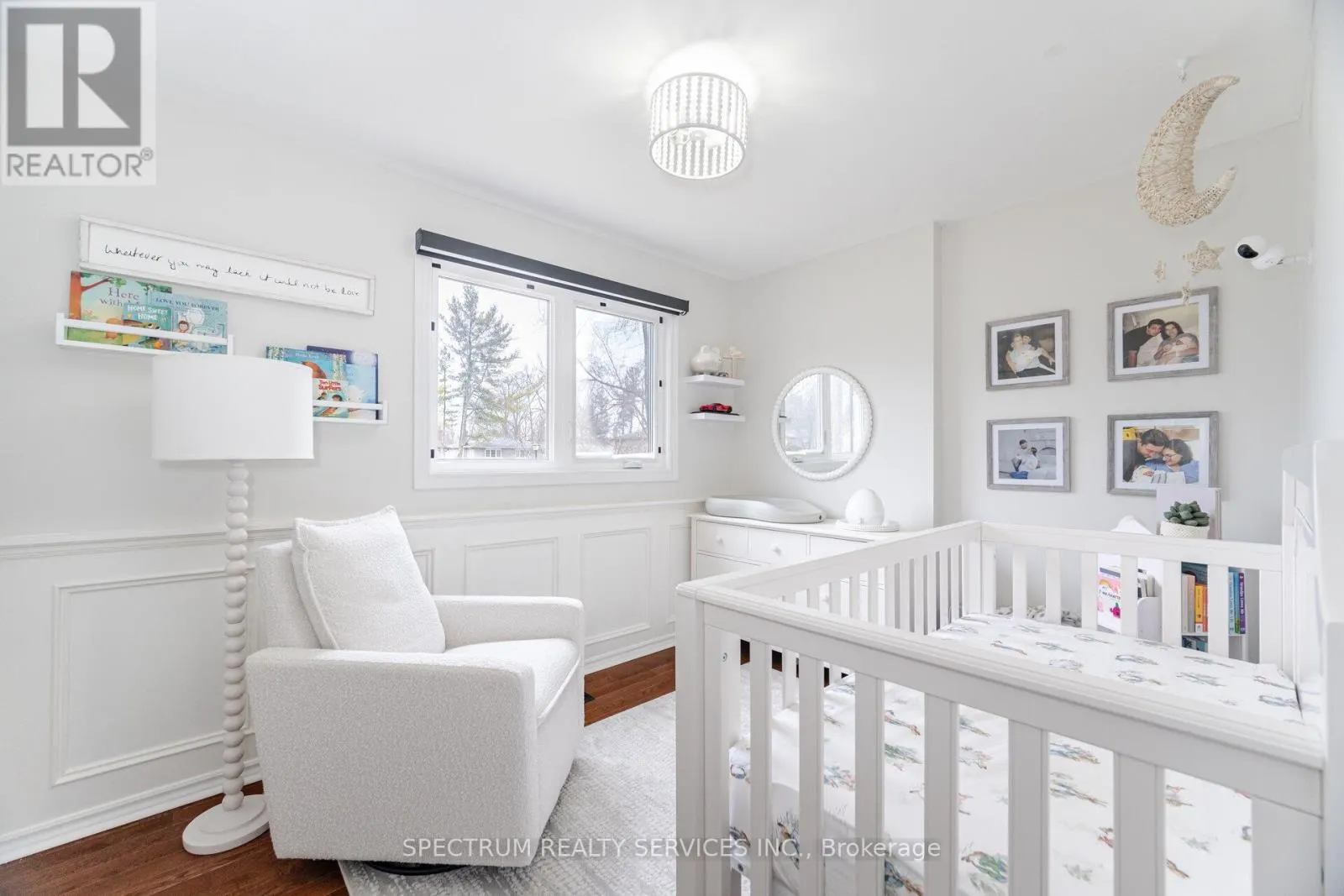 52 FRENCH CRESCENT