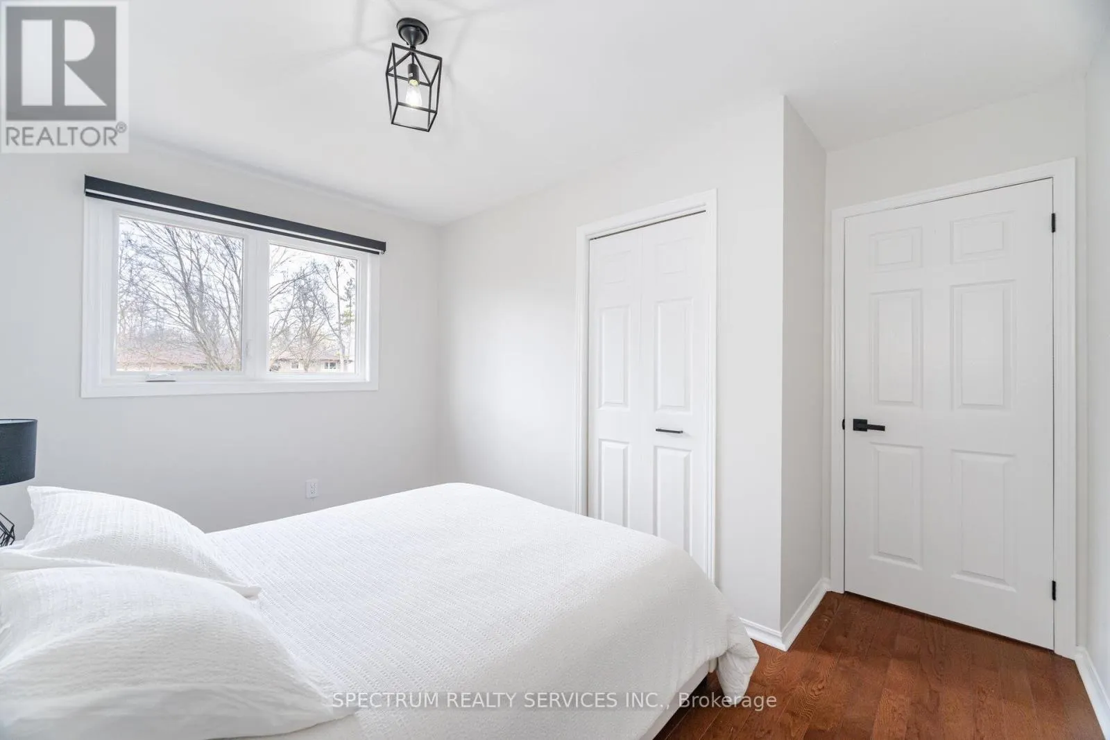 52 FRENCH CRESCENT