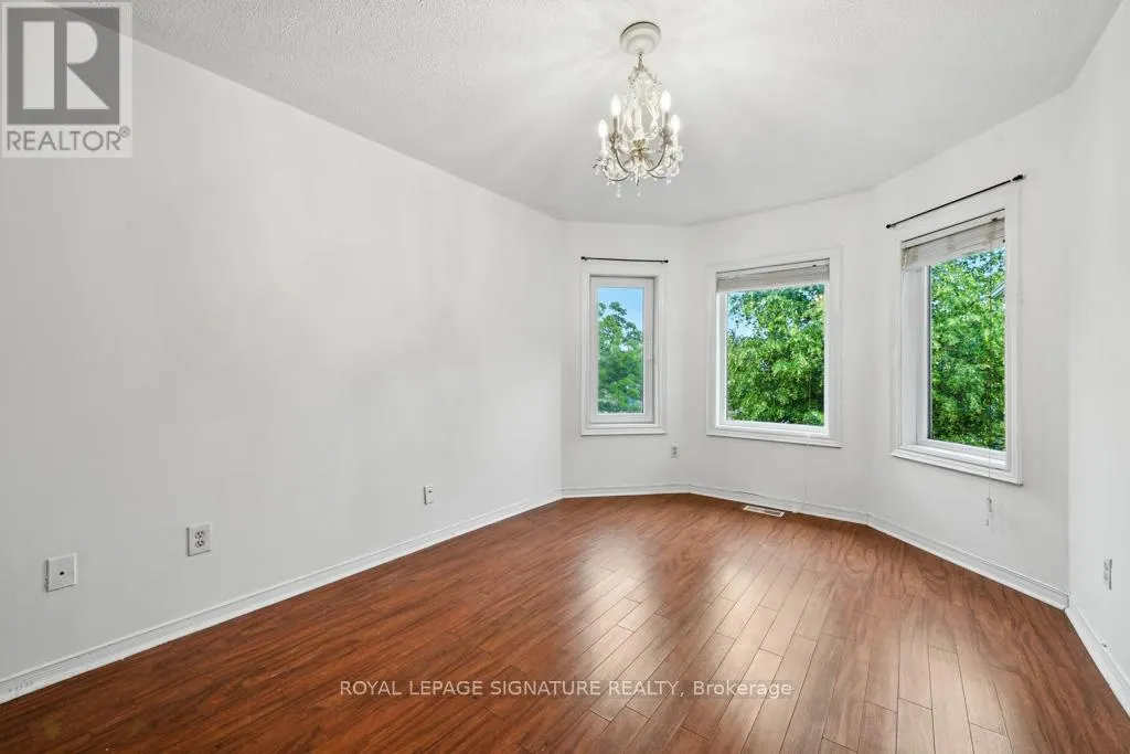 584 DOUBLETREE LANE