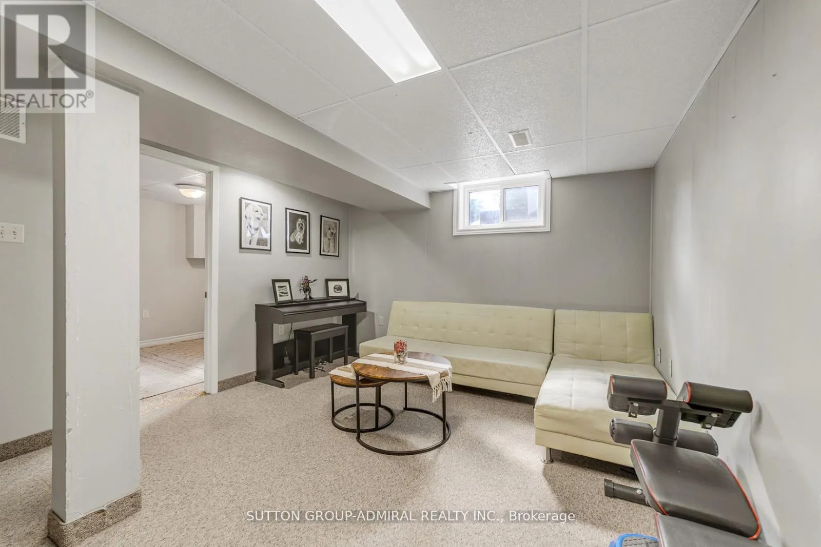 10 KITIMAT CRESCENT