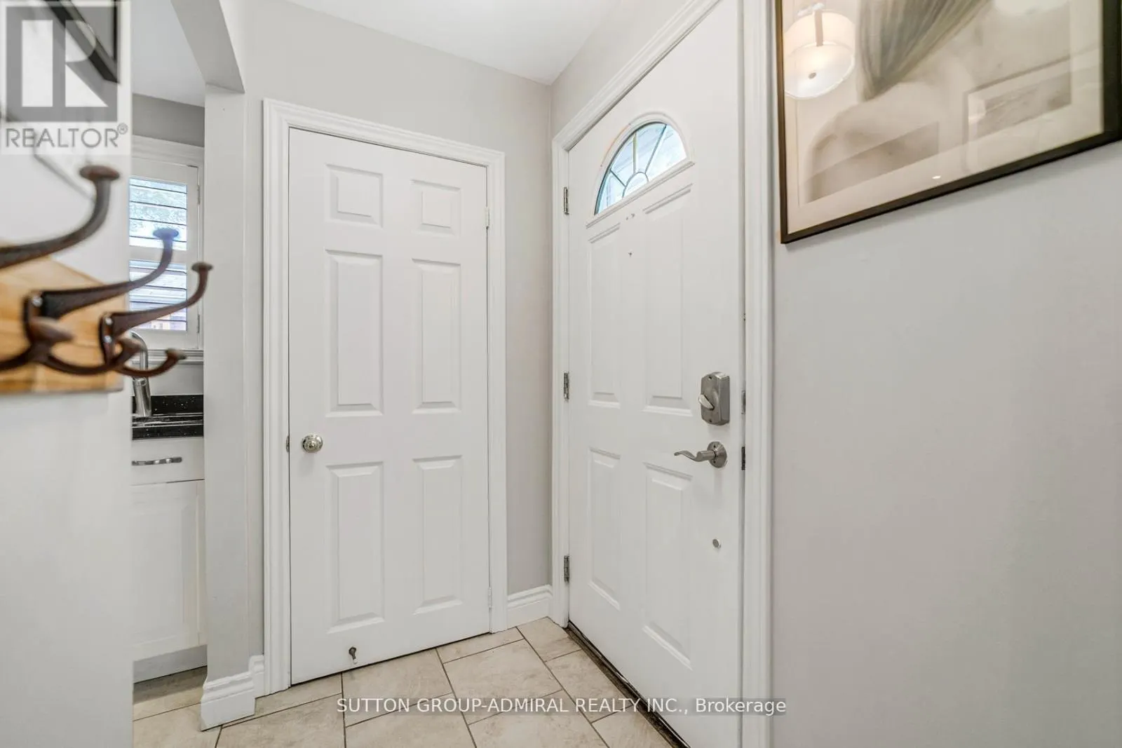 10 KITIMAT CRESCENT