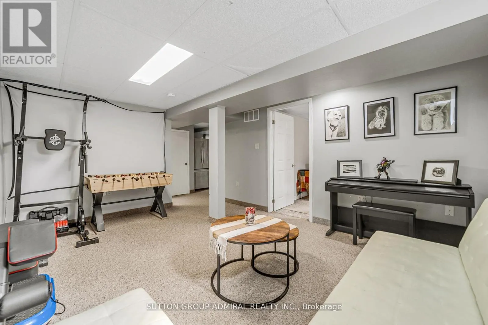 10 KITIMAT CRESCENT