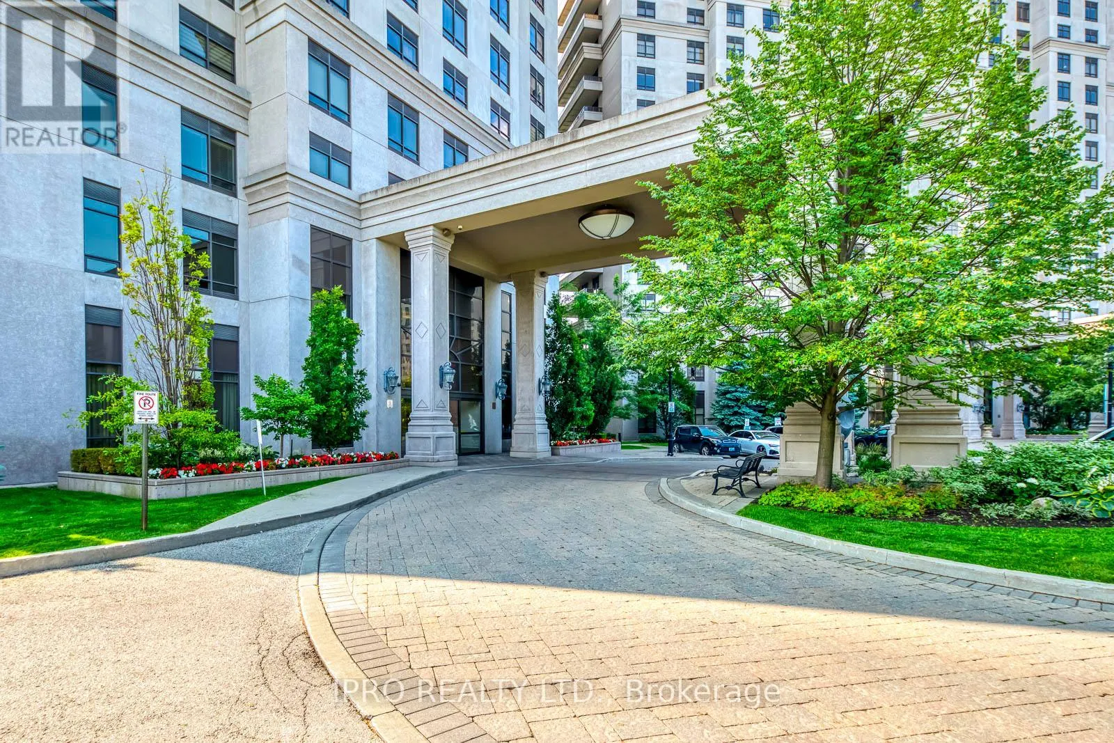 804 - 9255 JANE STREET