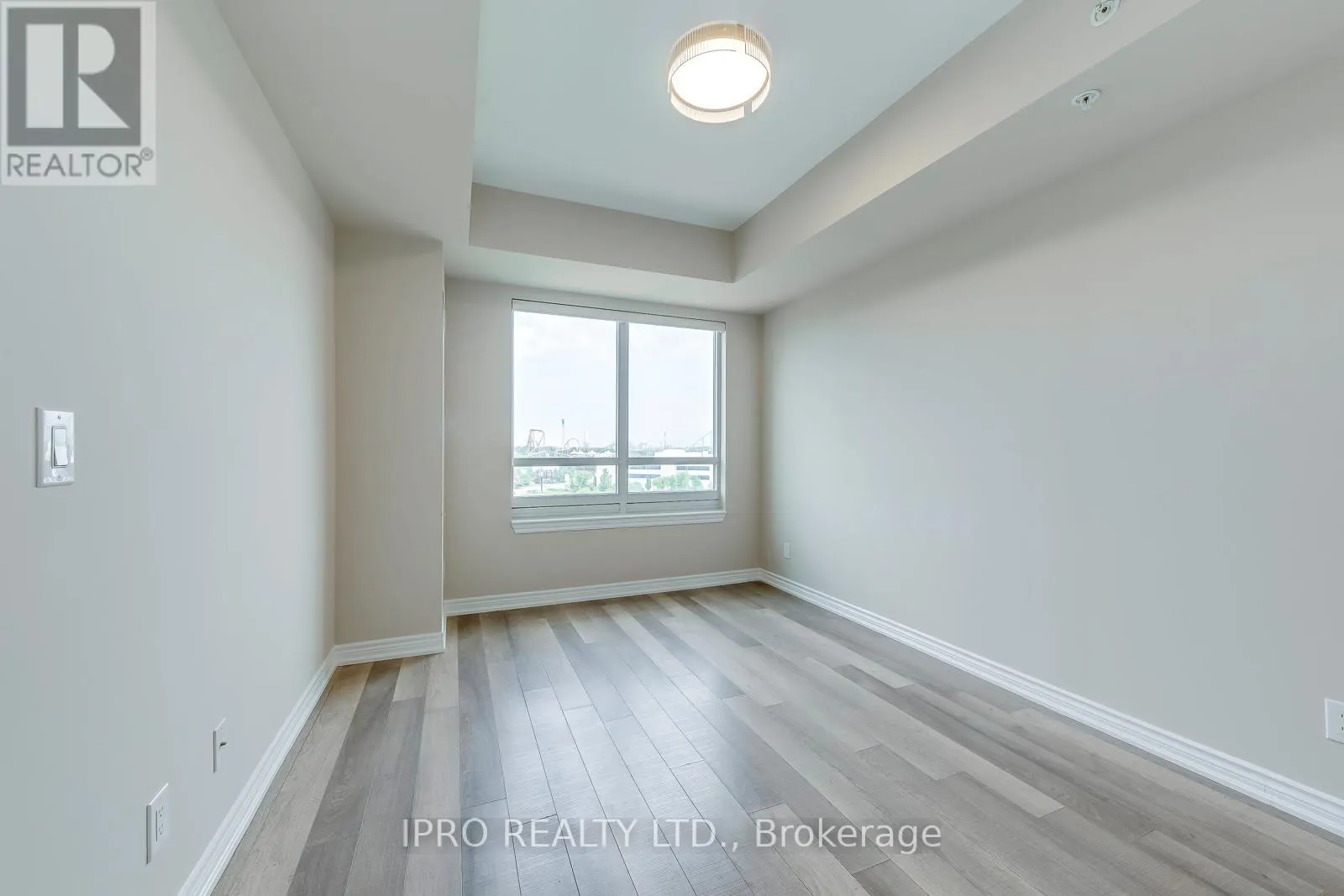804 - 9255 JANE STREET