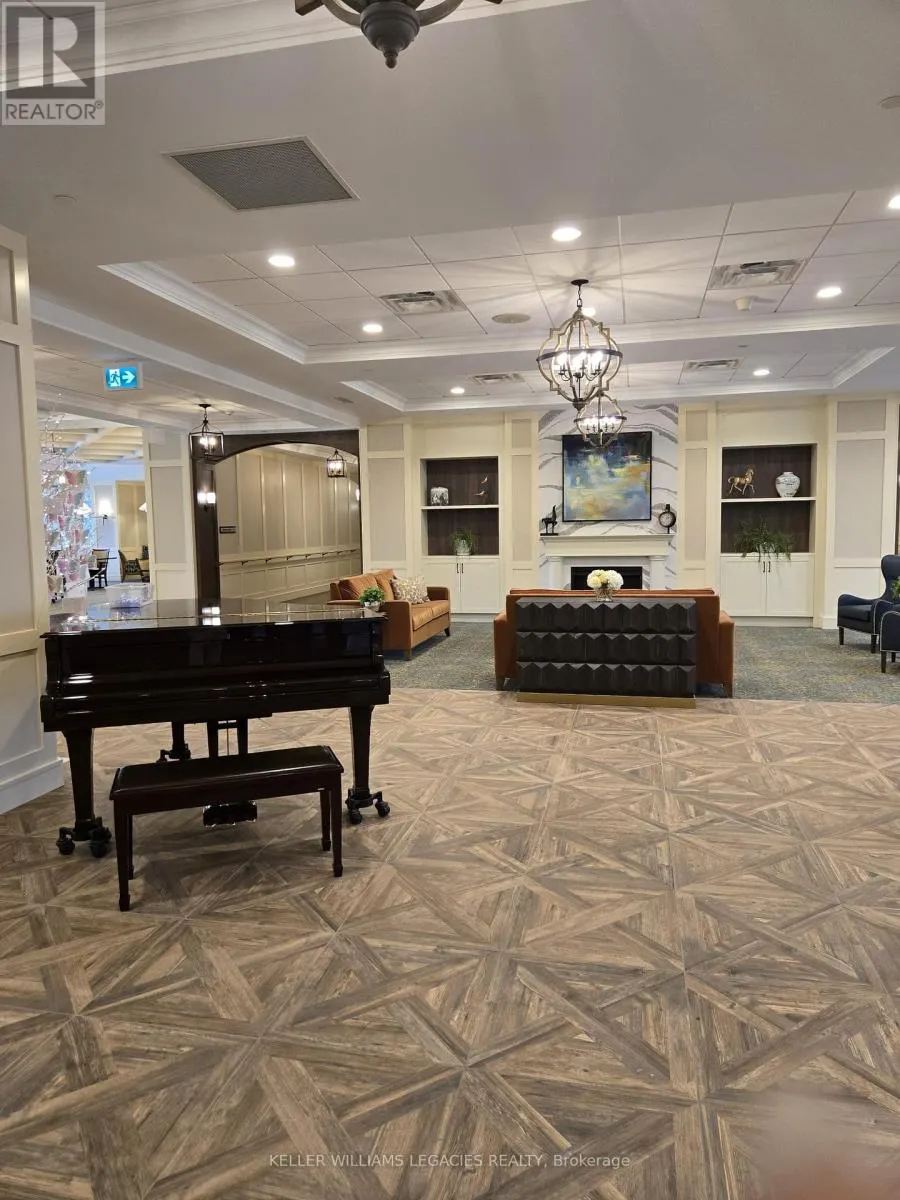 113 - 460 WILLIAM GRAHAM DRIVE