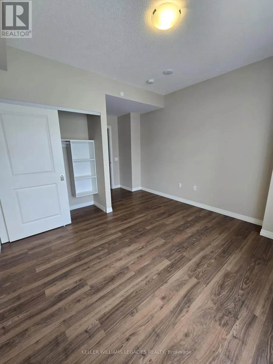 113 - 460 WILLIAM GRAHAM DRIVE