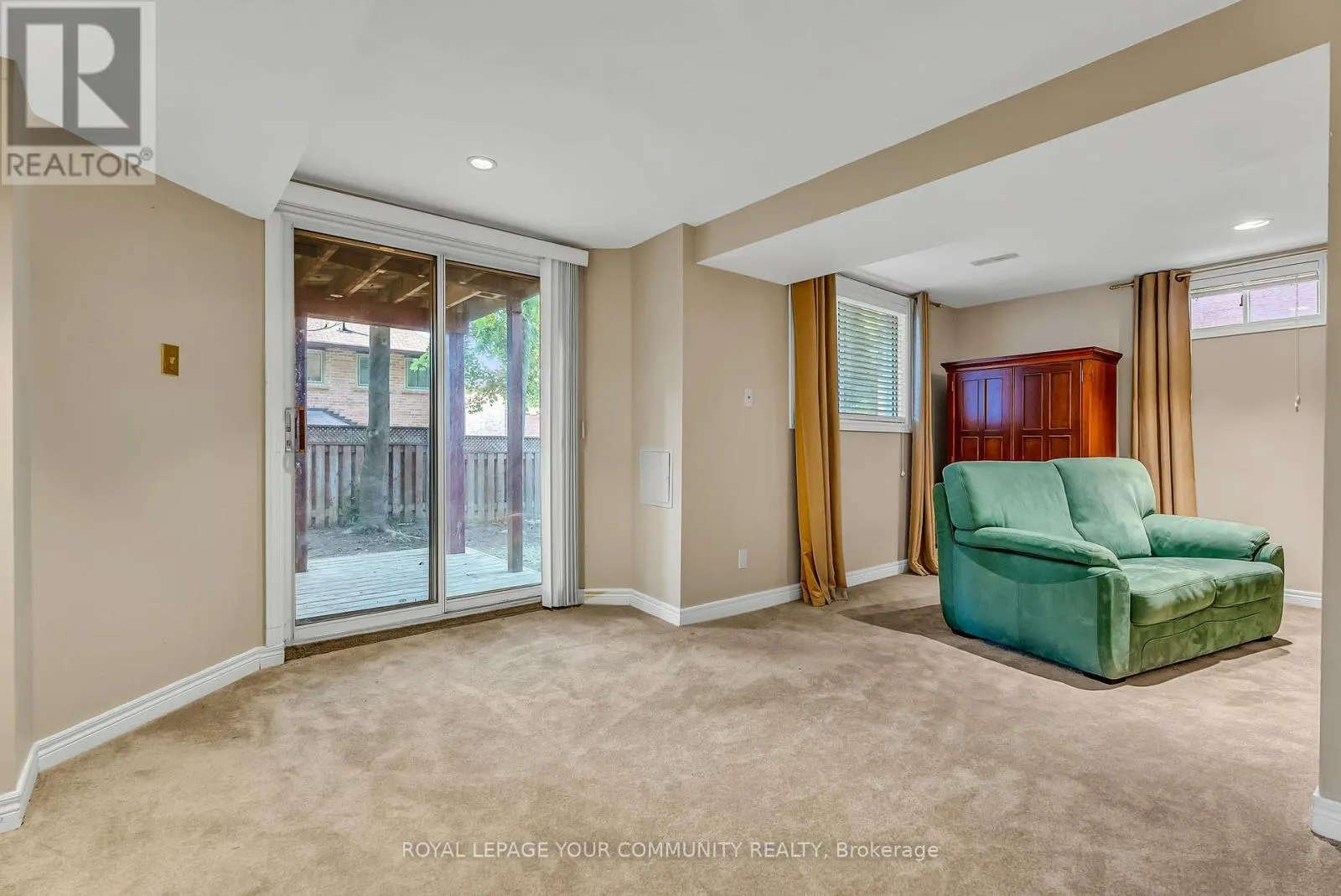 55 LENSMITH DRIVE
