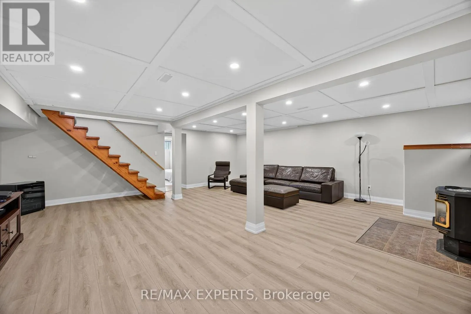 3114 POPLAR ROAD