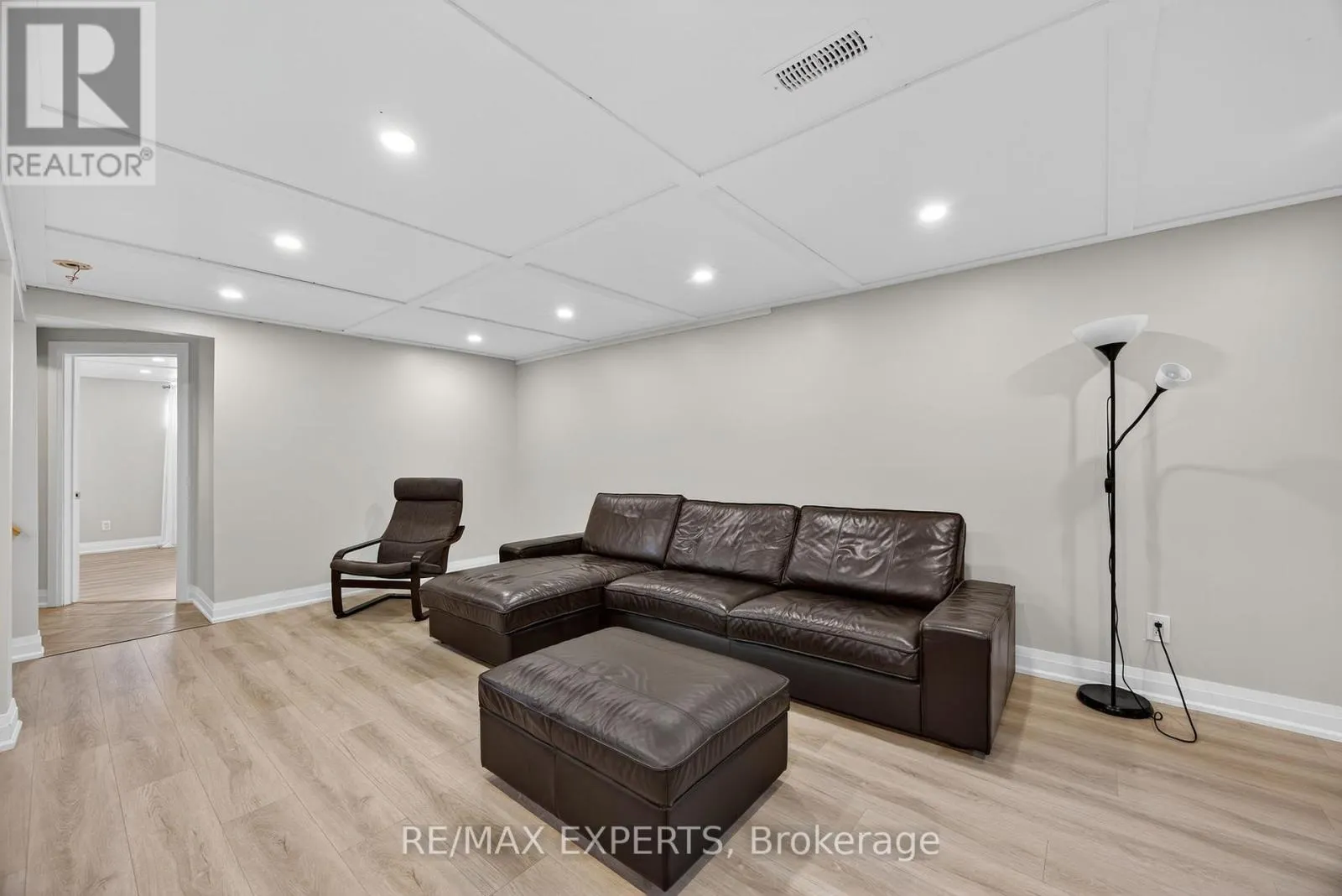 3114 POPLAR ROAD