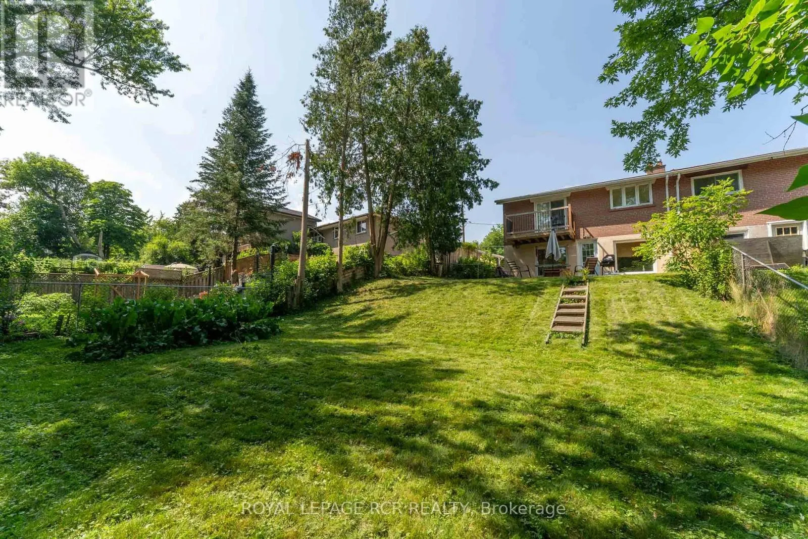 9 DUNHAM CRESCENT