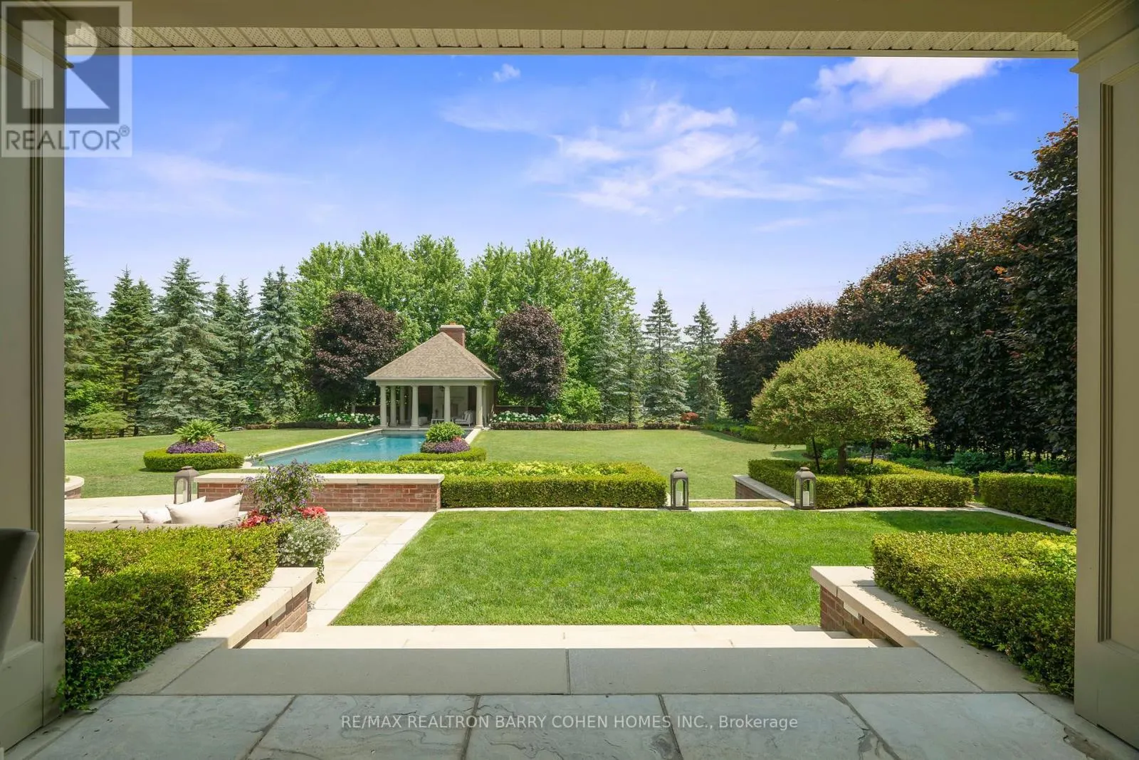 91 FAIRFIELD DRIVE