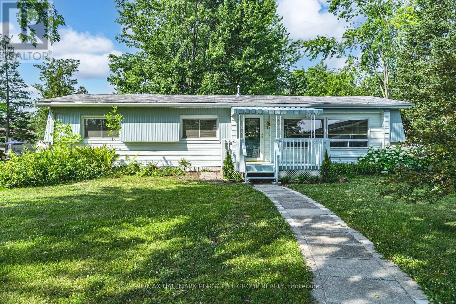 85 HAWTHORNE DRIVE