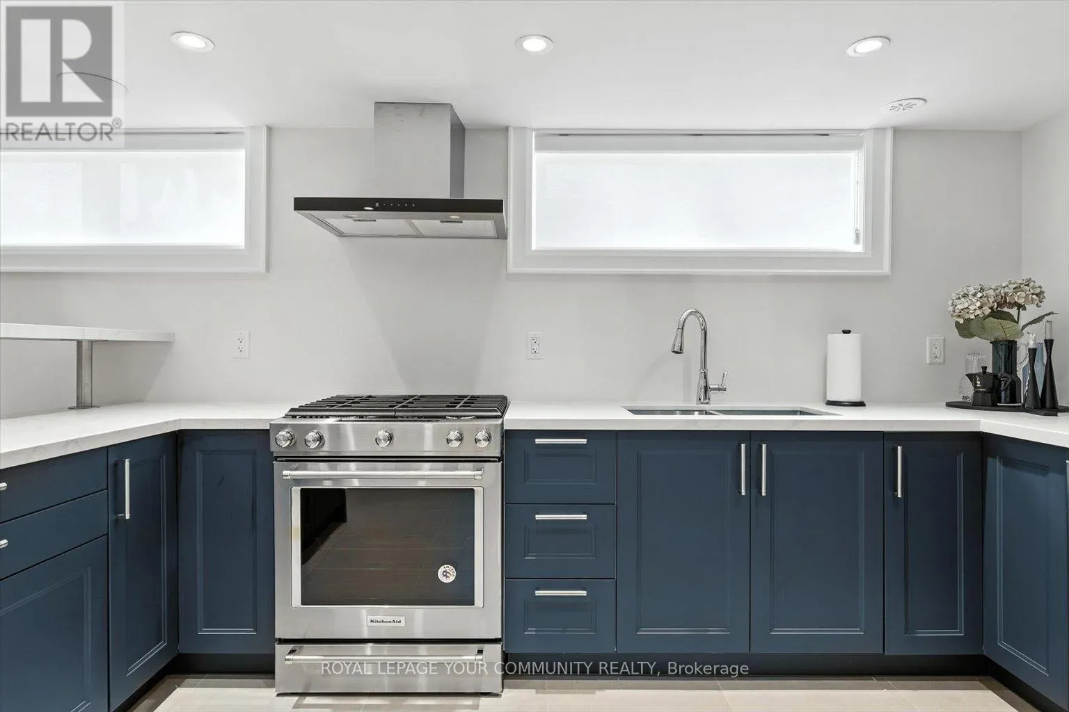 165 CLEARVIEW HEIGHTS