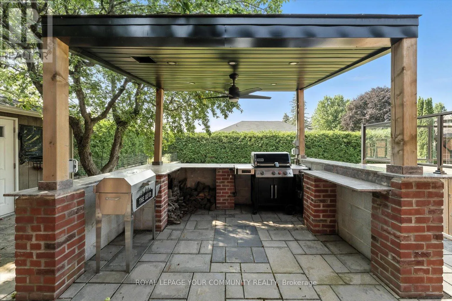 165 CLEARVIEW HEIGHTS