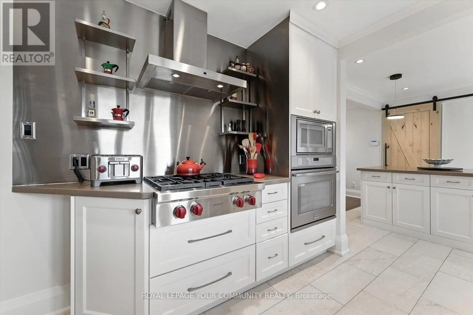 165 CLEARVIEW HEIGHTS