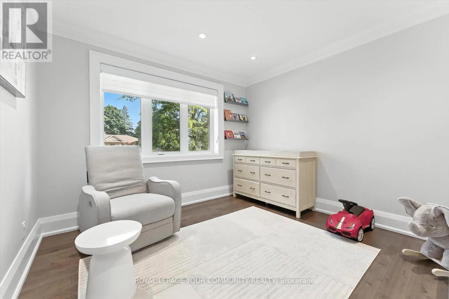 165 CLEARVIEW HEIGHTS