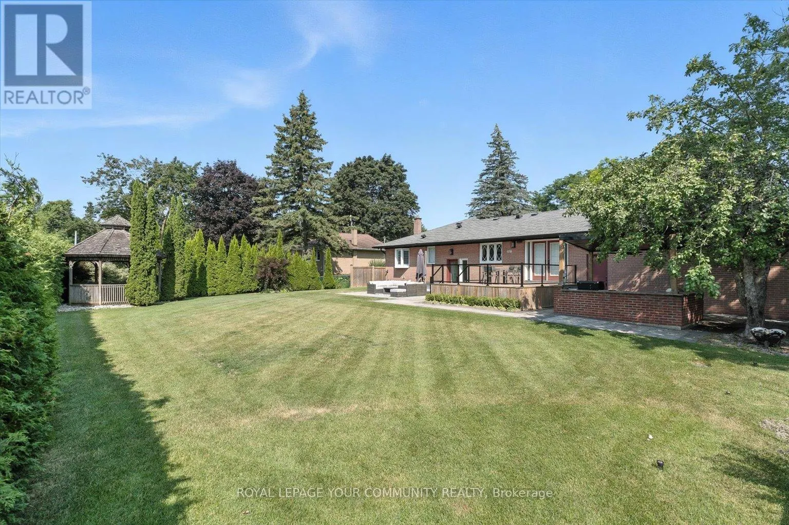 165 CLEARVIEW HEIGHTS