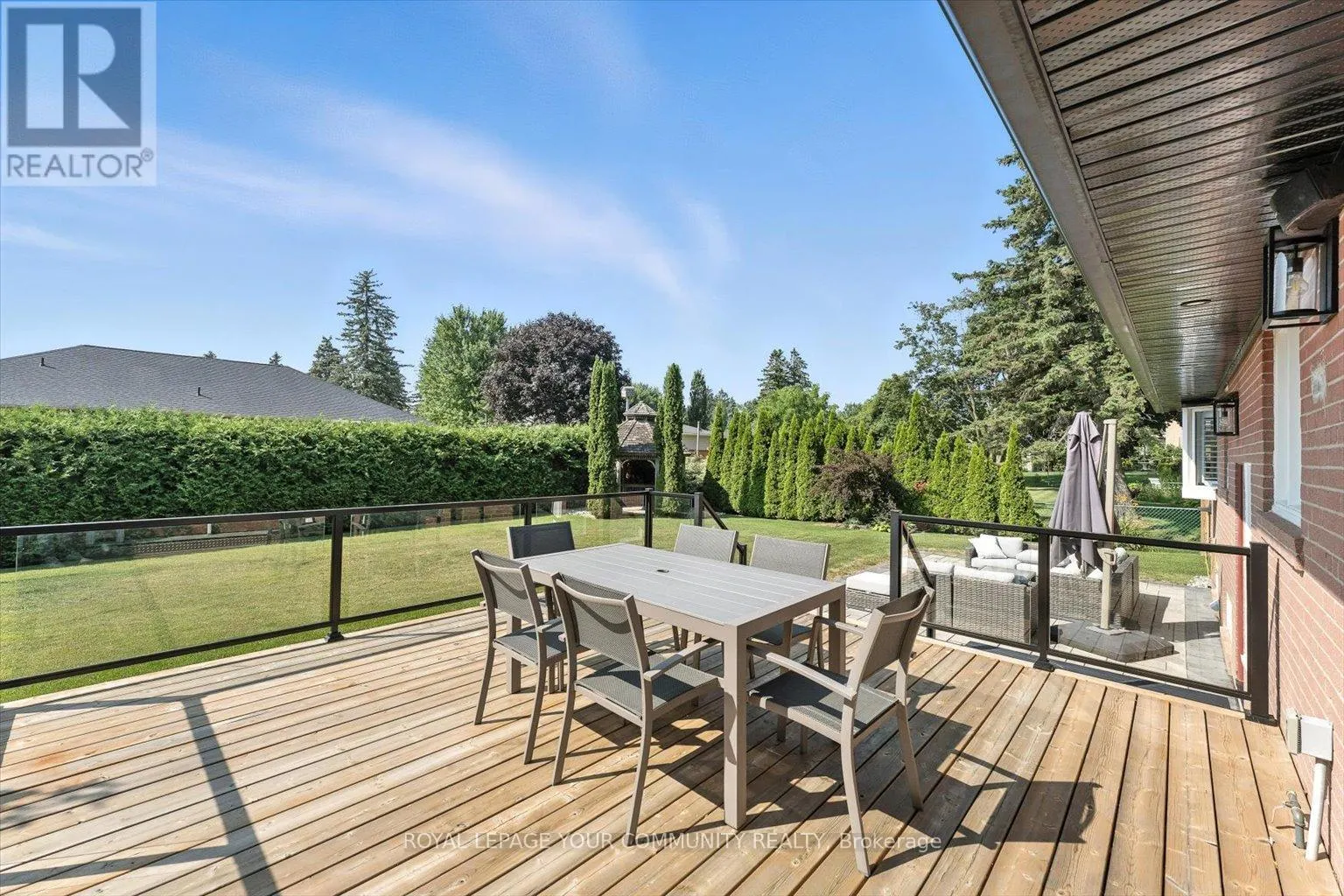 165 CLEARVIEW HEIGHTS