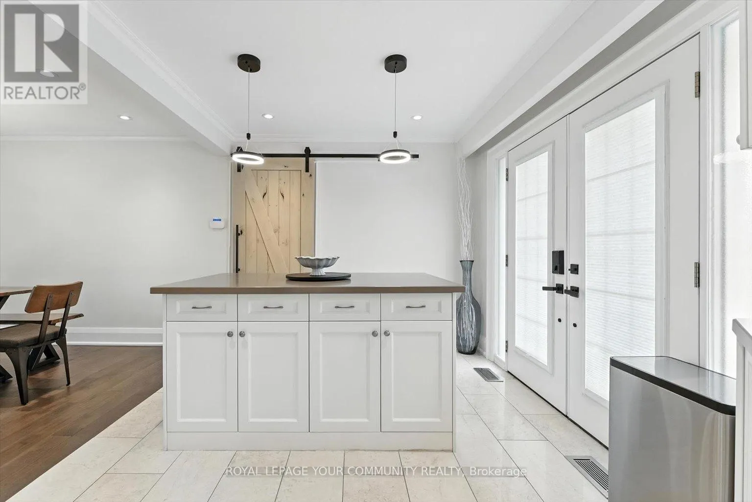 165 CLEARVIEW HEIGHTS
