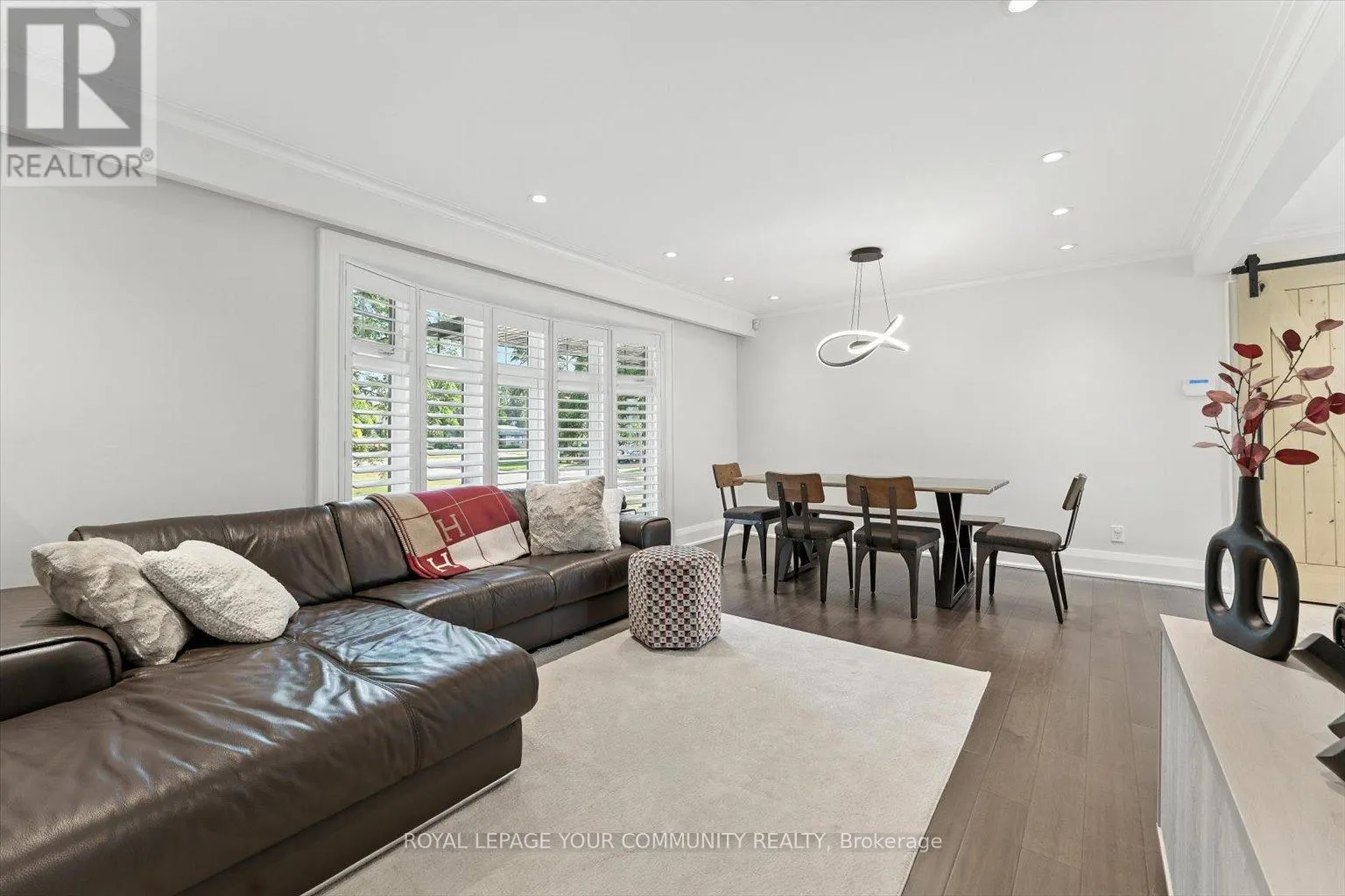 165 CLEARVIEW HEIGHTS