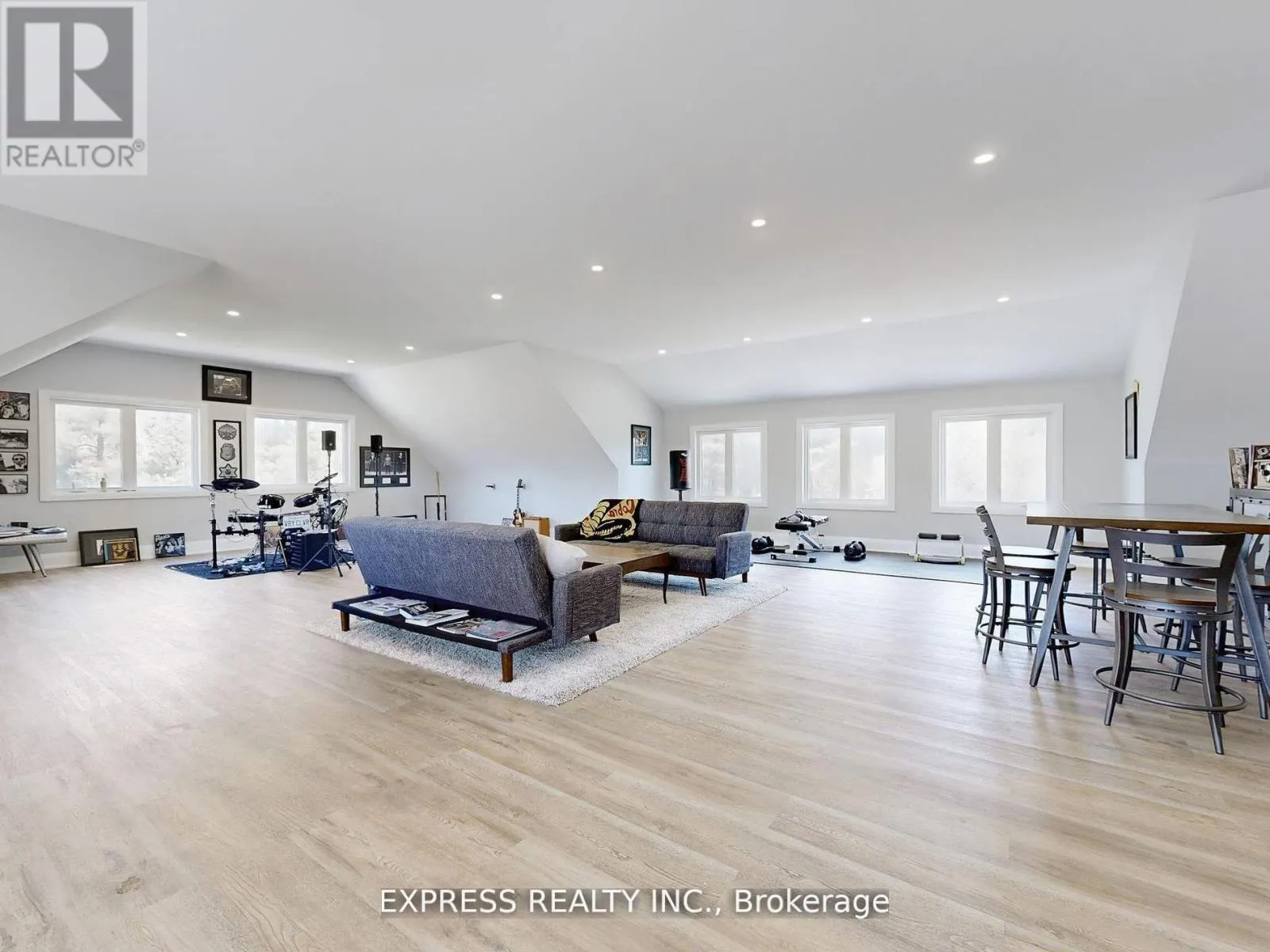 5517 SIDE RD 30