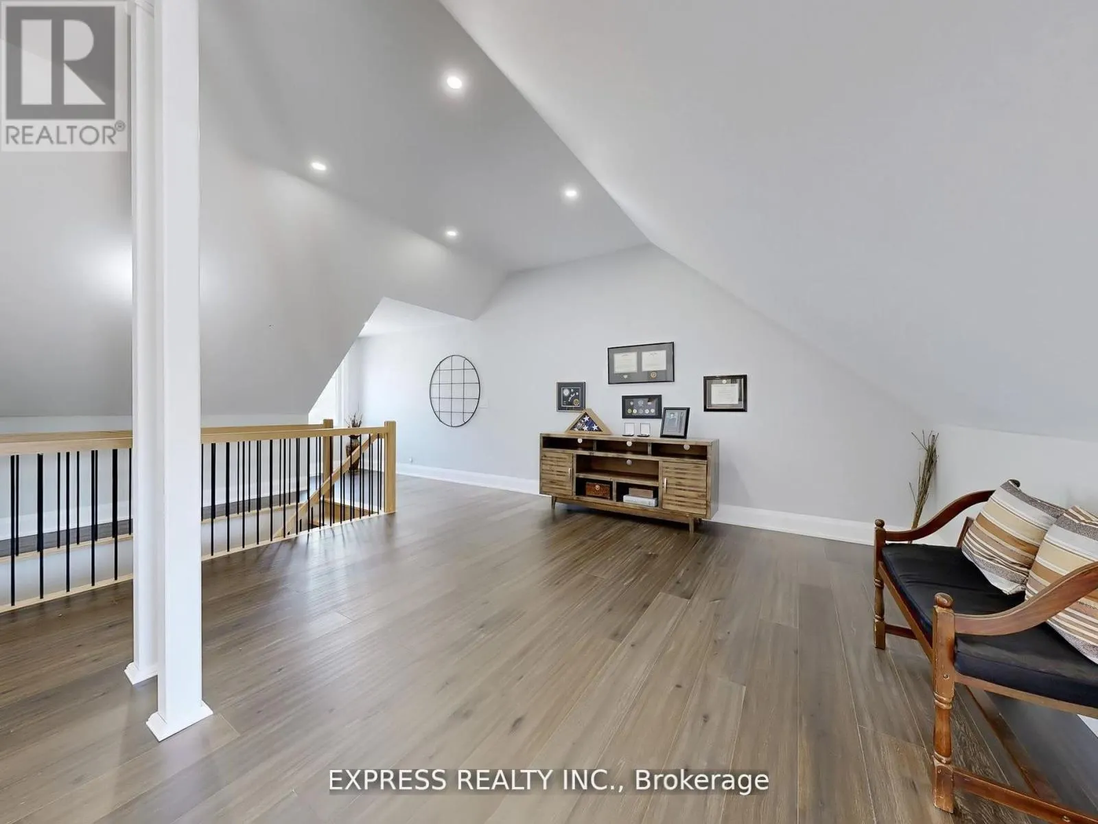 5517 SIDE RD 30