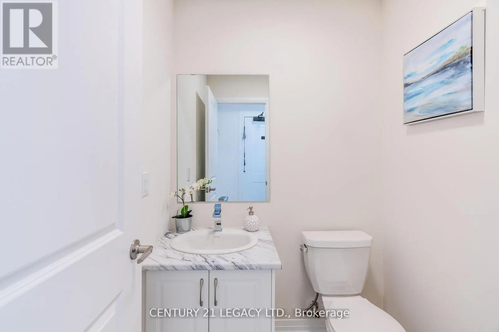 10 - 31 BAYNES WAY