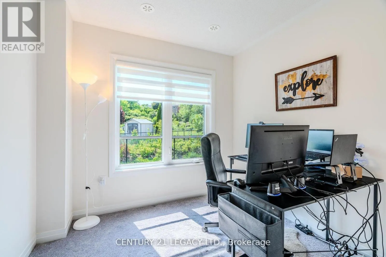 10 - 31 BAYNES WAY