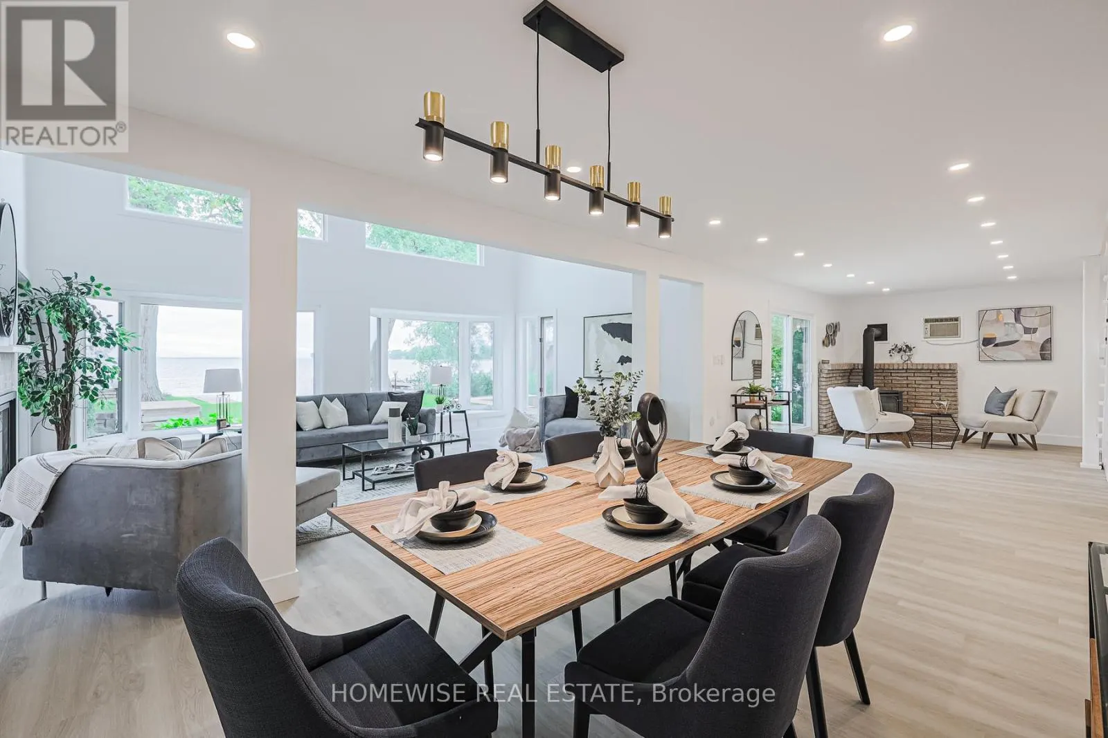 128 MOORES BEACH ROAD