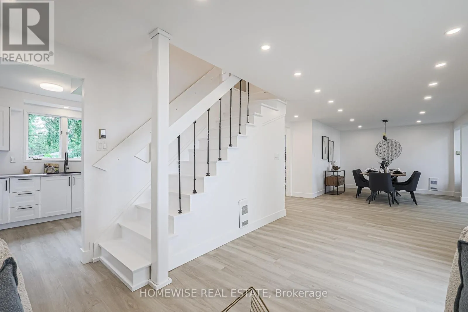128 MOORES BEACH ROAD