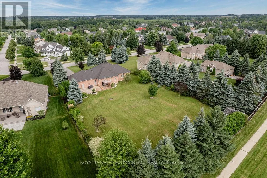 31 VANDERPOST CRESCENT