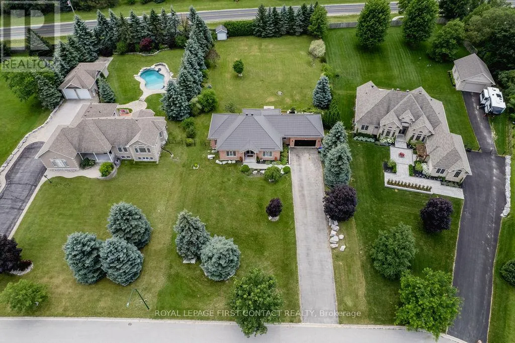 31 VANDERPOST CRESCENT