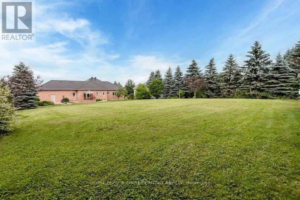 31 VANDERPOST CRESCENT