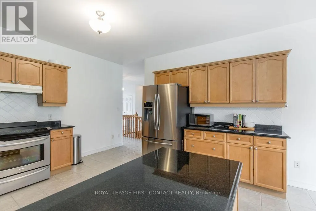 31 VANDERPOST CRESCENT