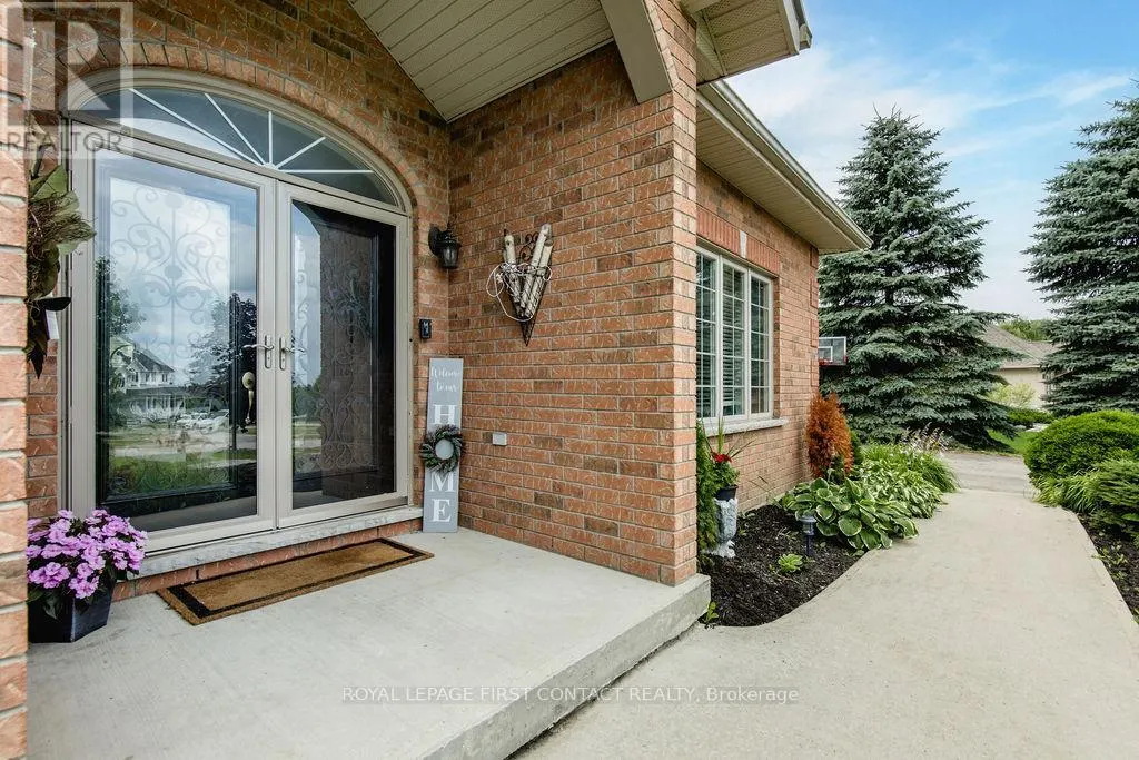 31 VANDERPOST CRESCENT