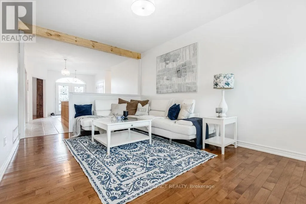 31 VANDERPOST CRESCENT