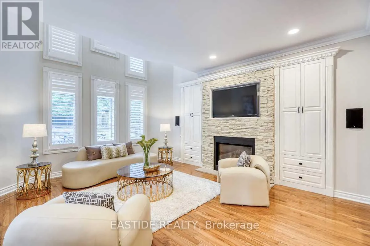 659 MARINER LANE