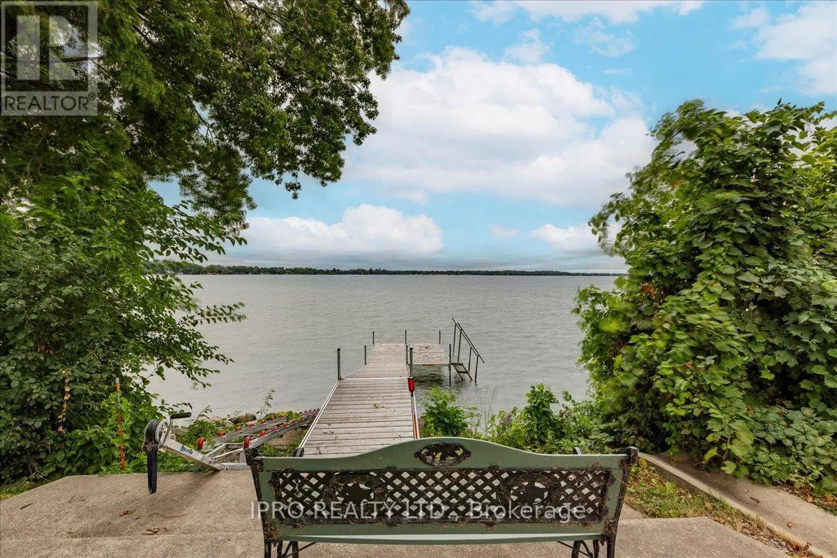 3 DAVY POINT CIRCLE