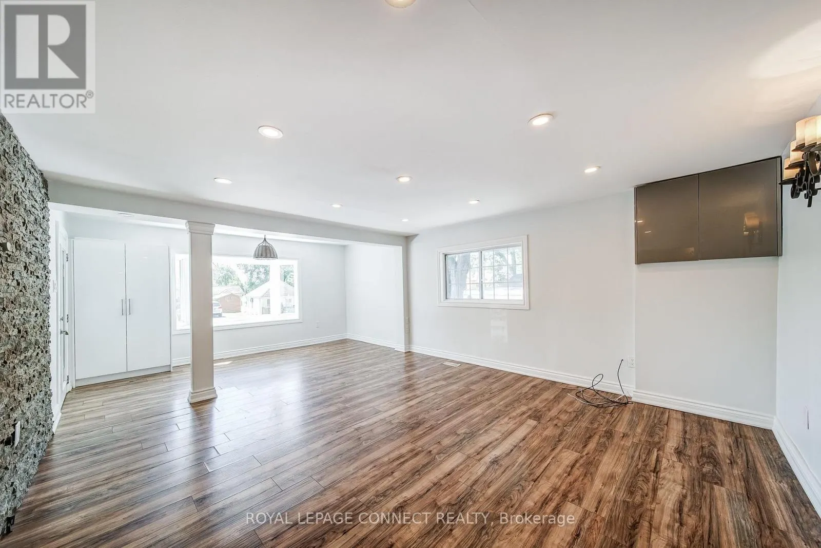 158 BEACH ROAD