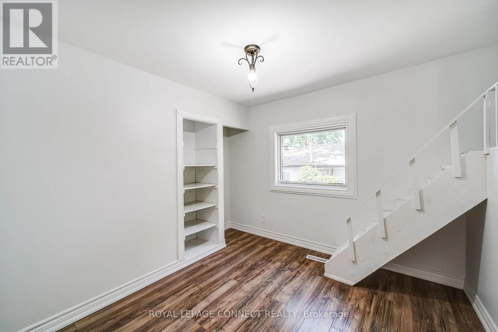 158 BEACH ROAD