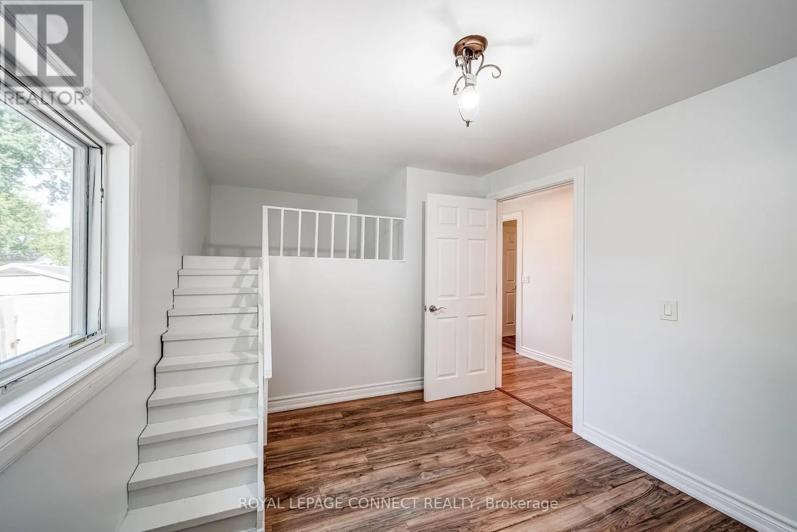 158 BEACH ROAD