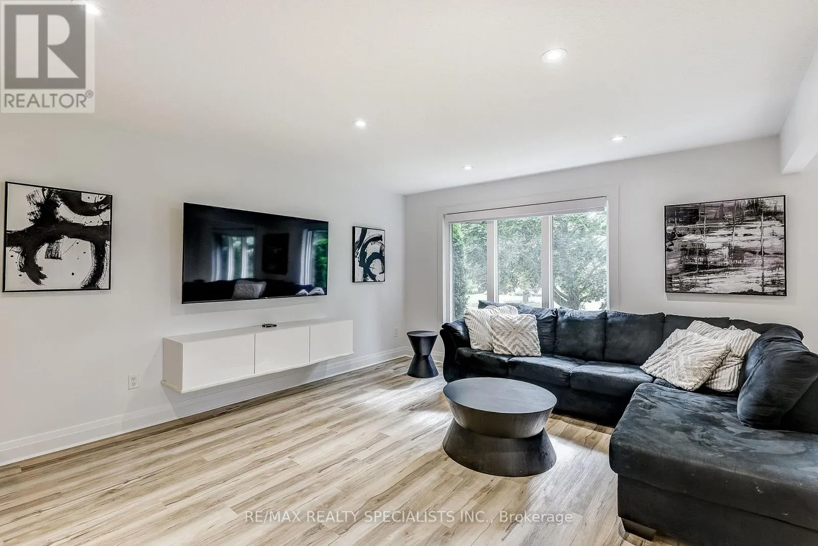 40 KEVIN CRESCENT