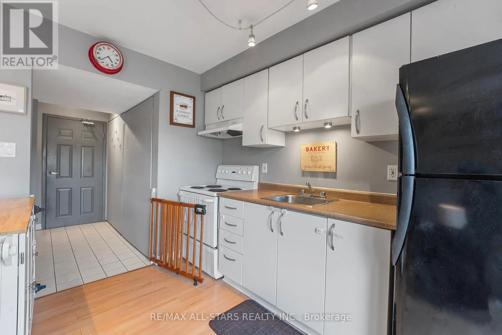 36 - 1 TESTA ROAD