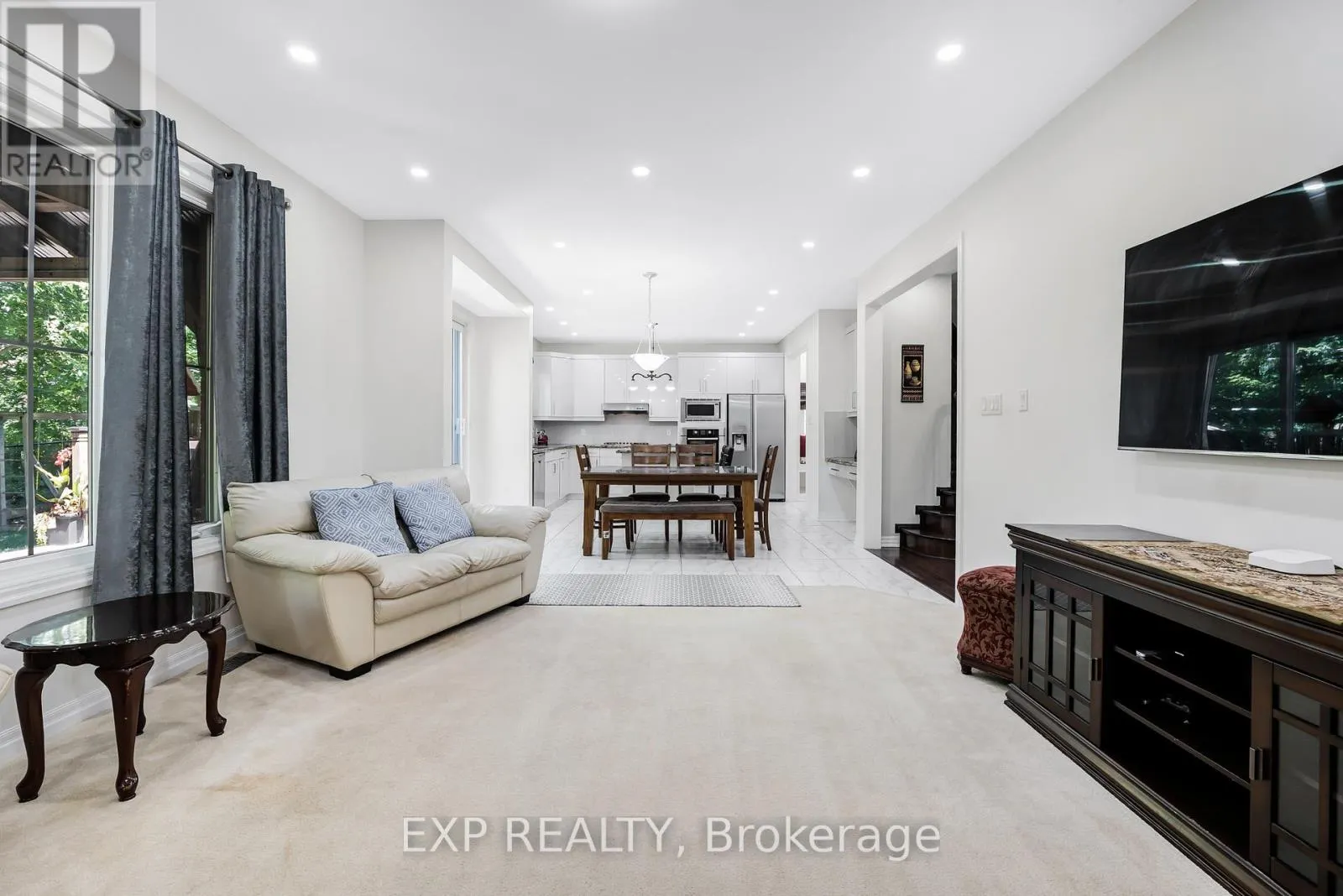 79 BULMER CRESCENT