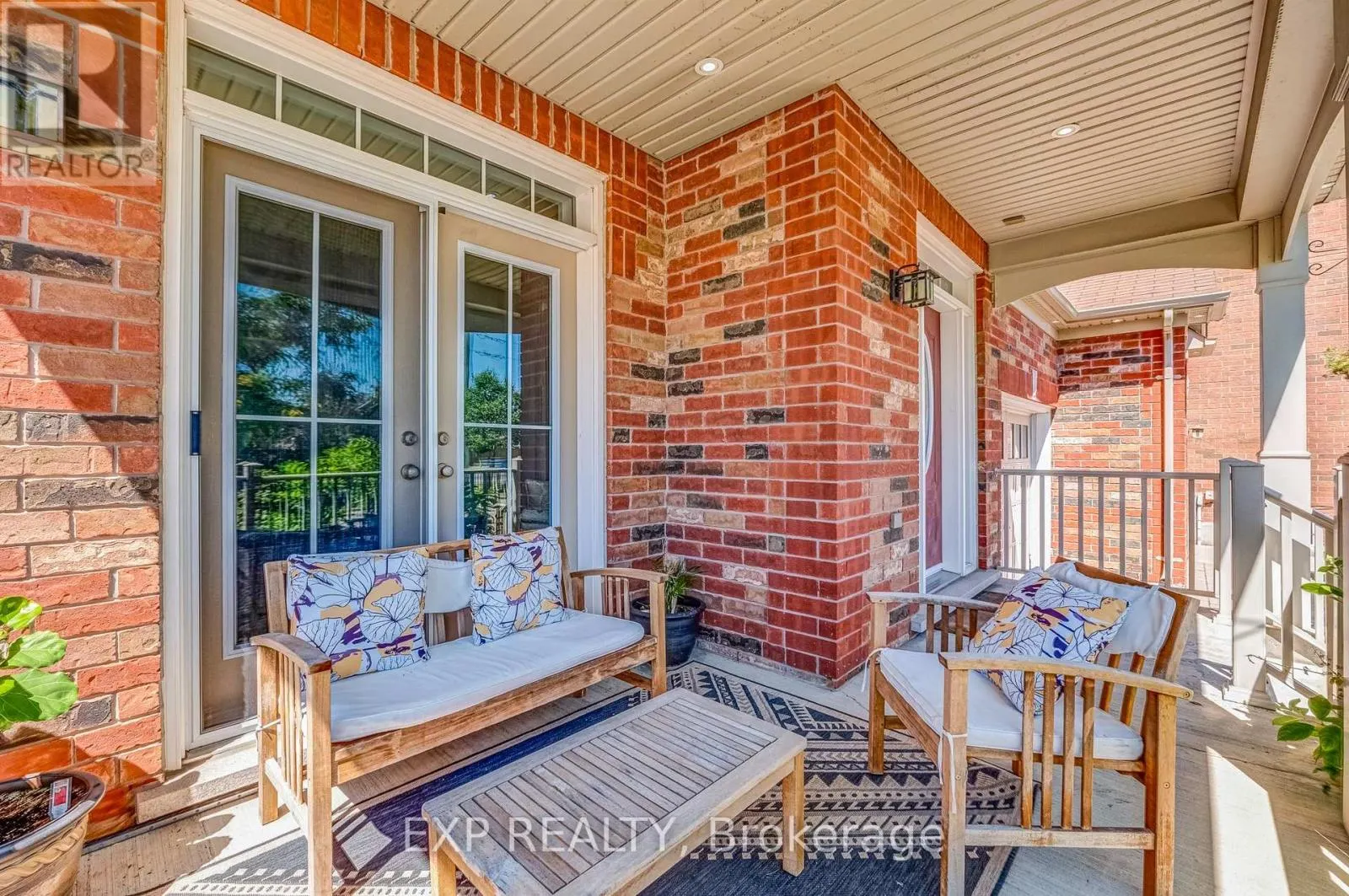 79 BULMER CRESCENT