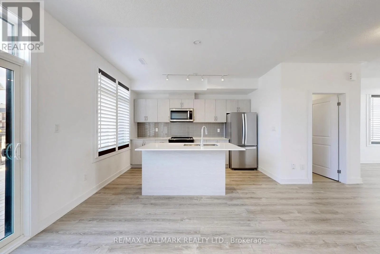 5436 MAIN STREET